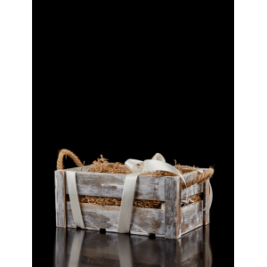 Small rectangular crate with details