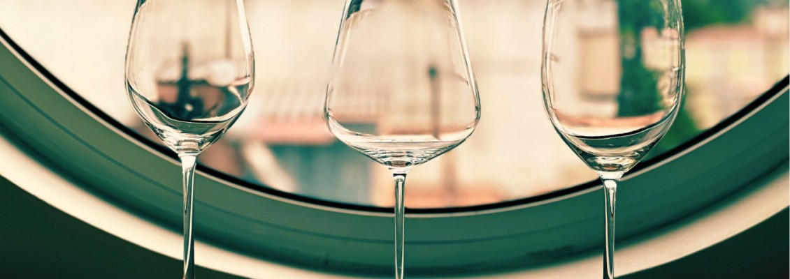 Τα σωστά ποτήρια και η σημασία τους στο κρασί: Αναγκαιότητα ή επίδειξη; | Σταύρος Μουστάκας-Οκταποδάς DipWSET