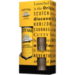 Cutty Sark Blended Scotch Whisky with 2 glasses Cutty Sark Blended Scotch Whisky with 2 glasses