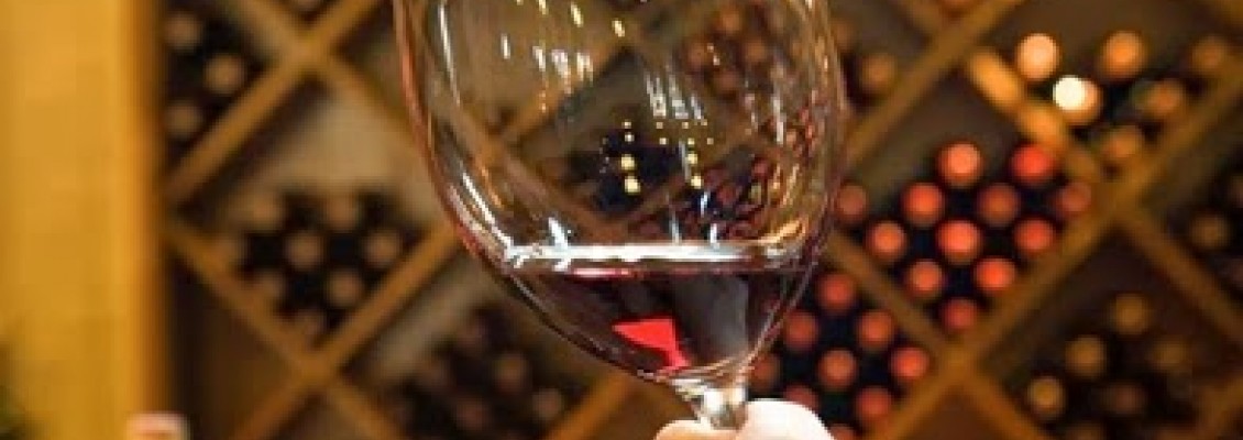 Τα πιο συνηθισμένα λάθη που κάνουμε σε σχέση με το κρασί